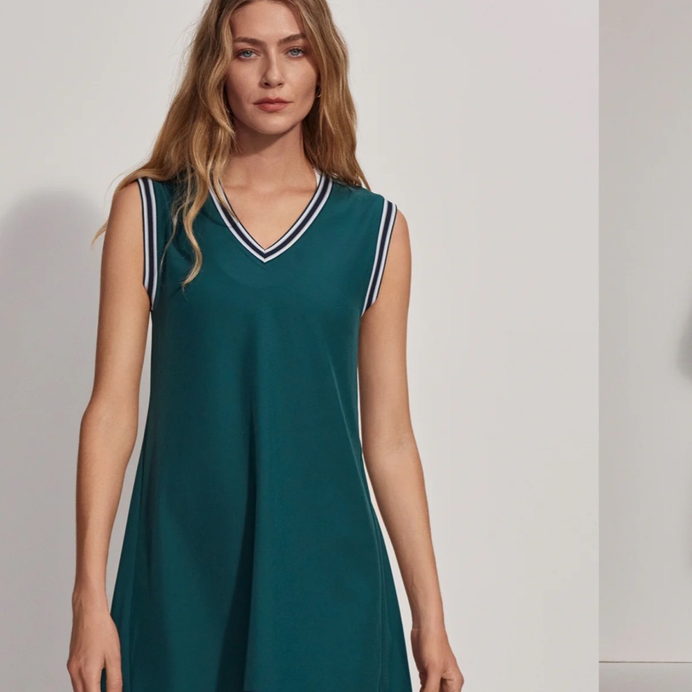 Varley Green Sleeveless Dress - Picture 2 of 11